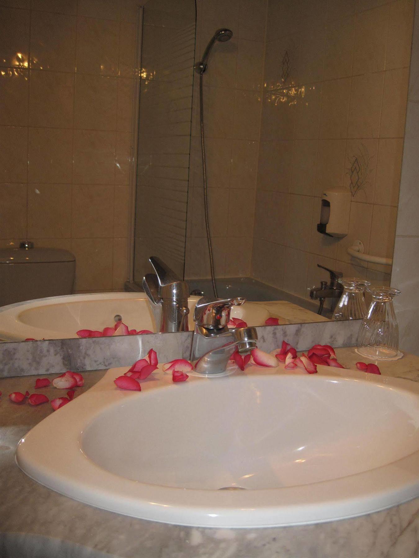 Hotel Le Terminus Mons Dış mekan fotoğraf